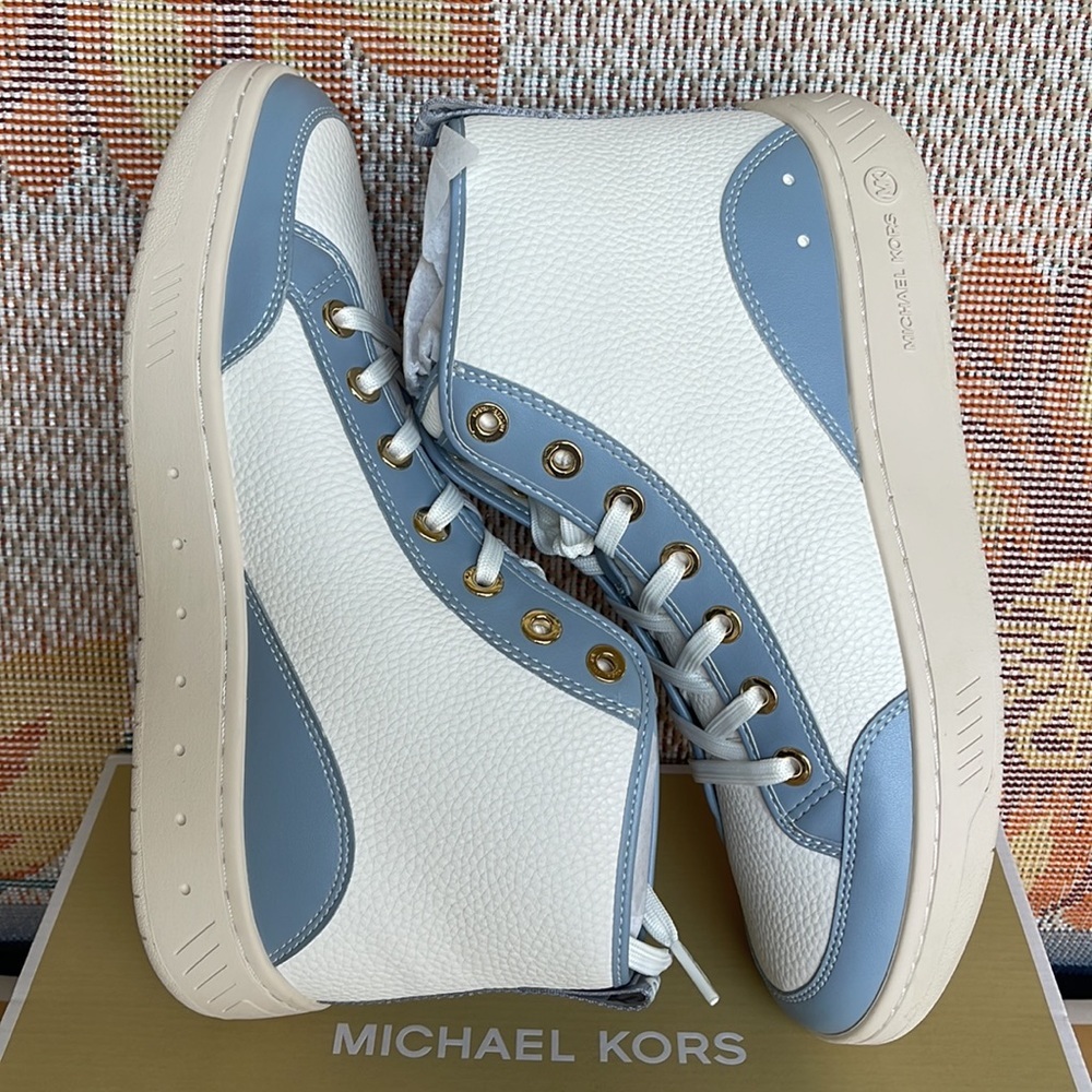 MICHAEL KORS
SHEA MID HIGH TOP
FAUX LEATHER
49F3SHFESL
PALE BLUE
NEW - Picture 12 of 16